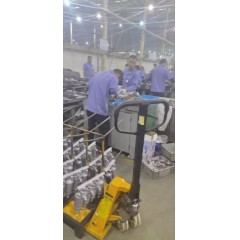 通潤汽車零部件招聘    大齡工，長白班  男女不限 男工18-55歲  女工 18-50周歲cc