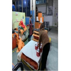 浙江省 臺(tái)州 玉環(huán) 蘇泊爾    普工 :女18-45歲，男18-50歲 另急招10拋光工