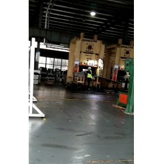 董浜利來汽車配件廠 招聘要求：男工18～45！女工40以內少量